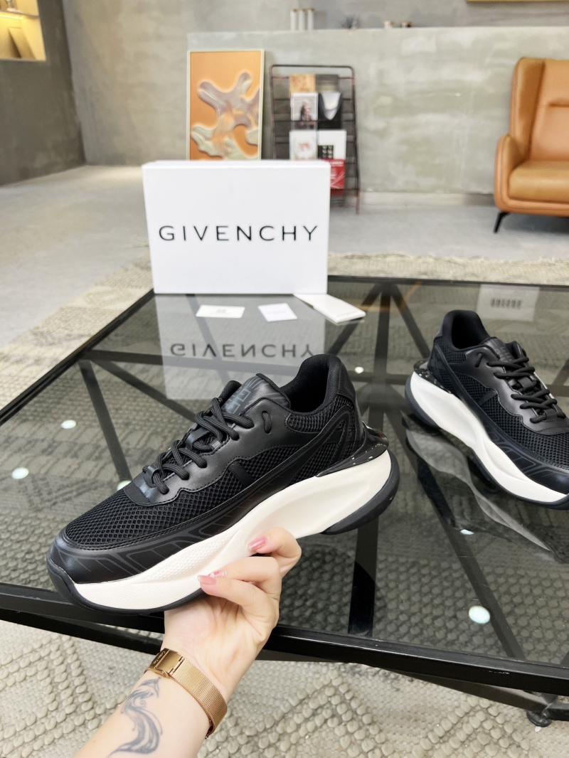 Givenchy Sneakers